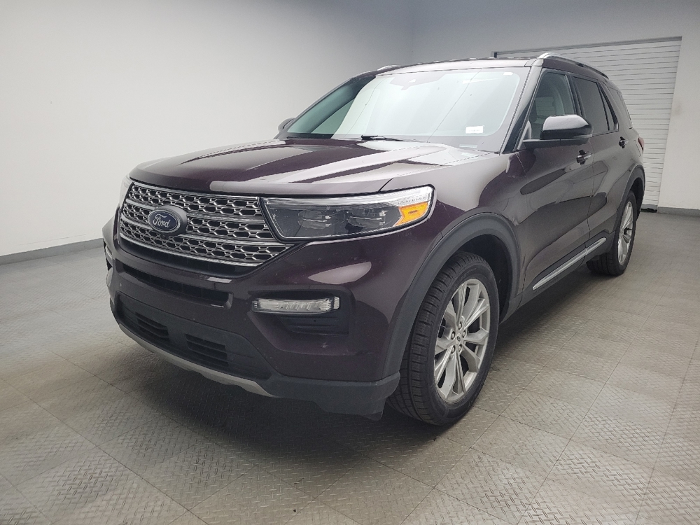 2023 Ford Explorer Limited's photo