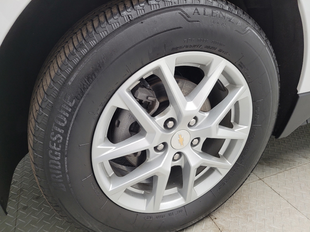 2023 Chevrolet Equinox LT - Photo 24