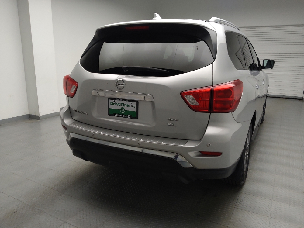 2020 Nissan Pathfinder SL - Photo 6