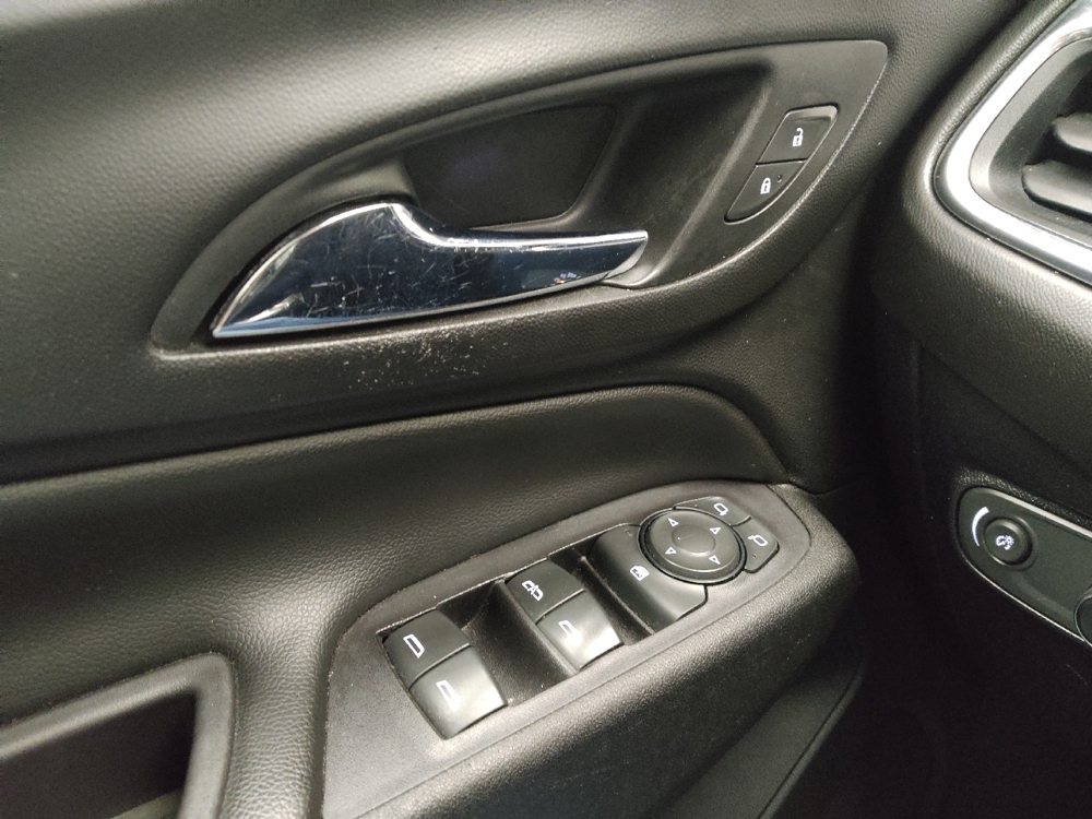 2019 Chevrolet Equinox LT - Photo 21