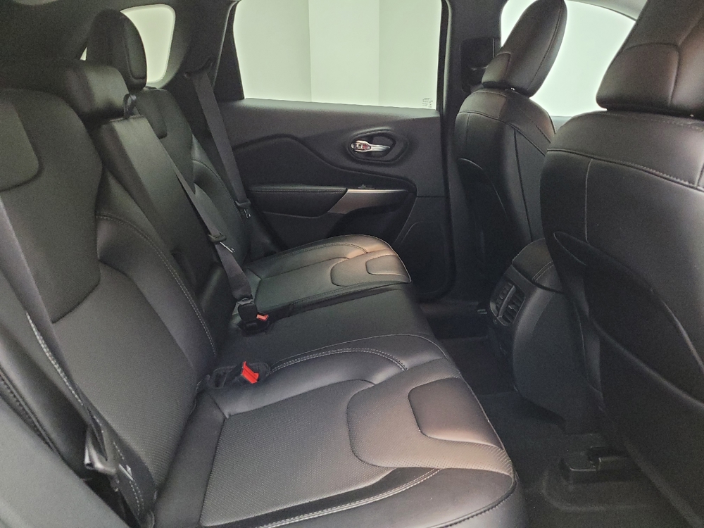 2022 Jeep Cherokee Latitude Lux - Photo 15