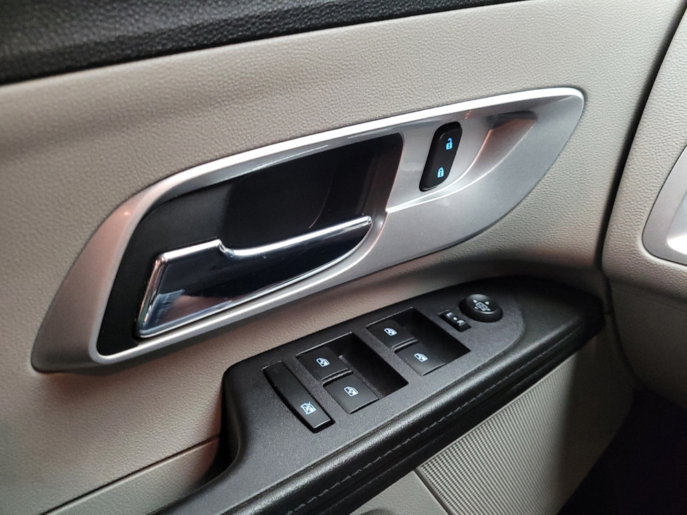 2016 Chevrolet Equinox LS - Photo 21