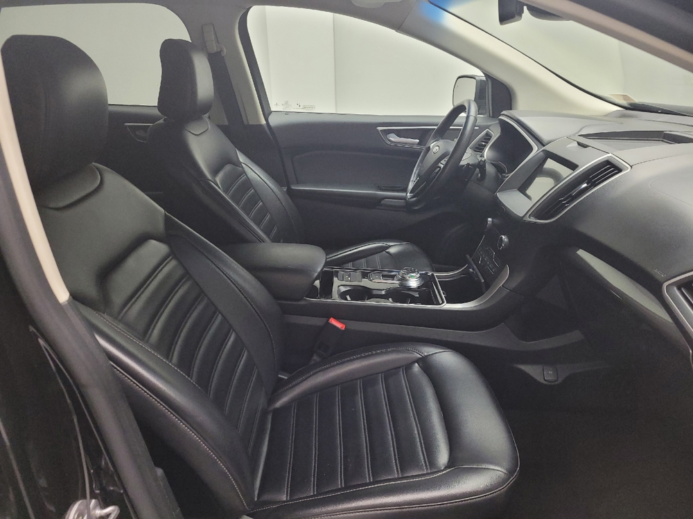 2020 Ford Edge SEL - Photo 16