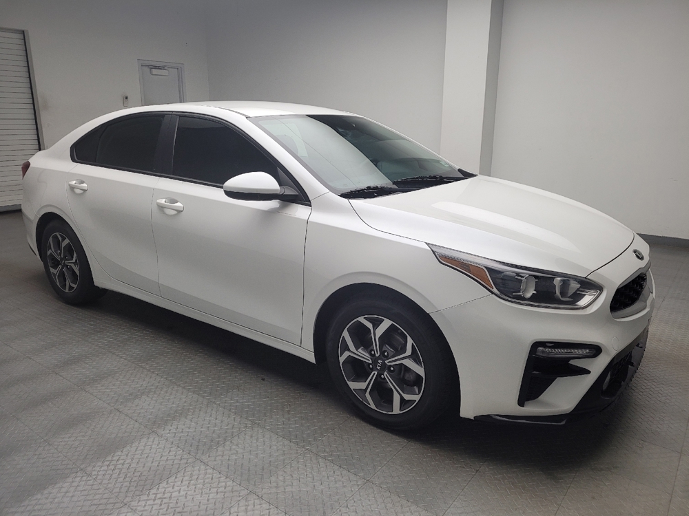 2021 Kia Forte LXS - Photo 9