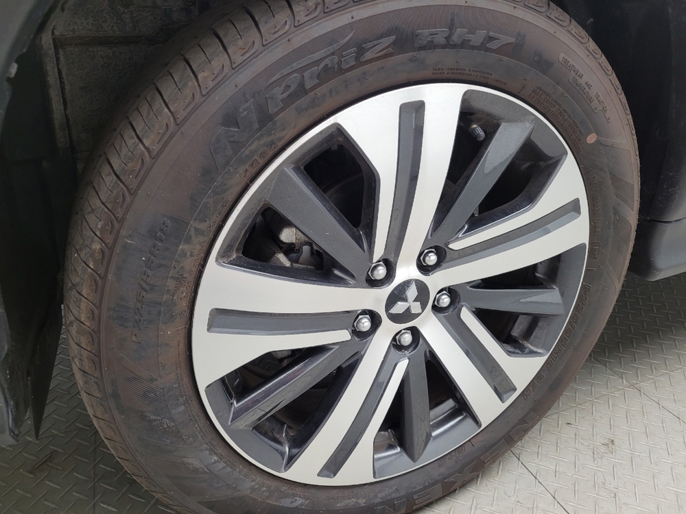 2025 Mitsubishi Outlander Sport ES - Photo 24