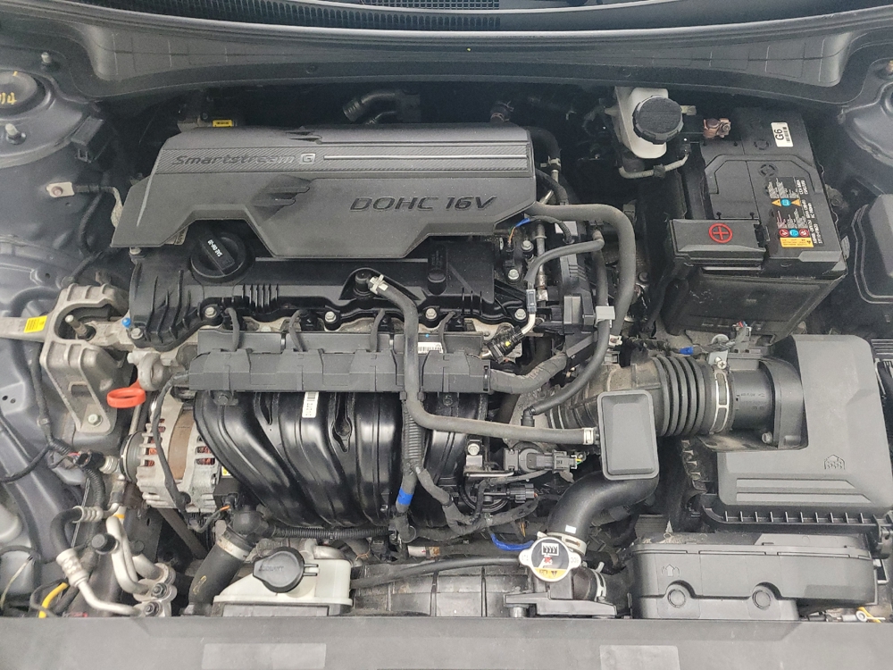 2024 Hyundai Elantra SEL - Photo 23
