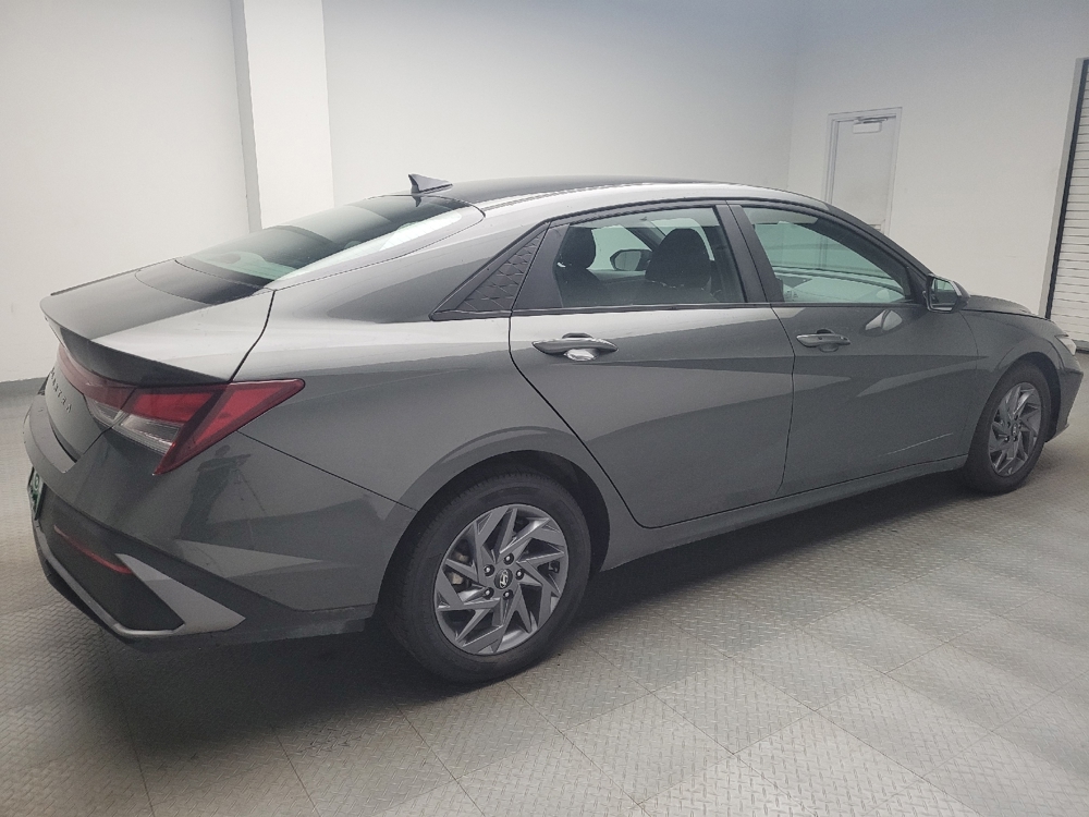 2024 Hyundai Elantra SEL - Photo 8