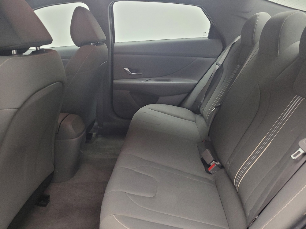 2024 Hyundai Elantra SEL - Photo 14