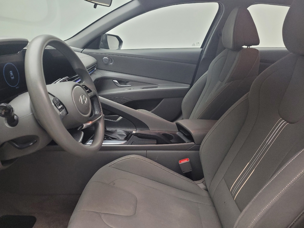 2024 Hyundai Elantra SEL - Photo 13