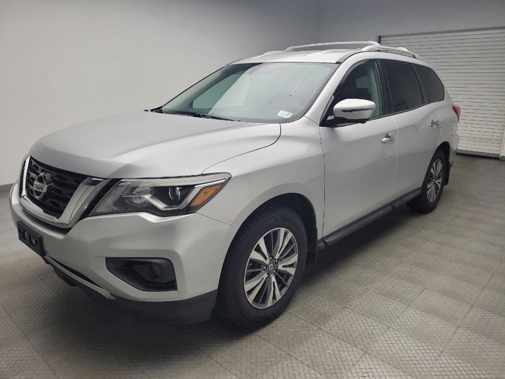 2017 Nissan Pathfinder SL