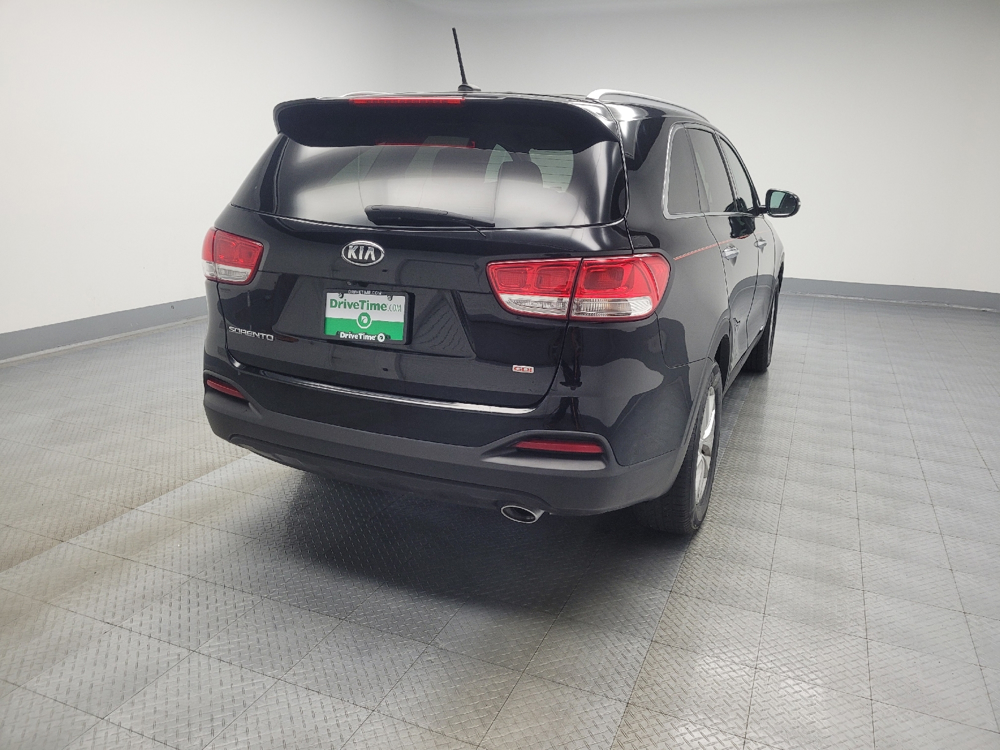 Image 6 of 2017 Kia Sorento LX