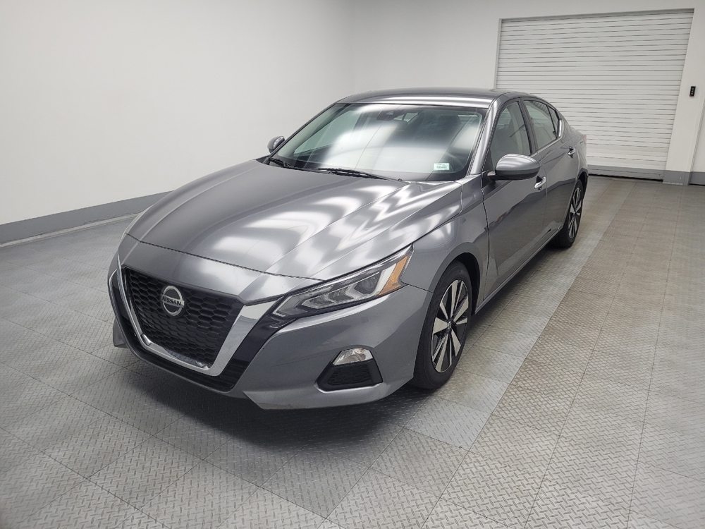2022 Nissan Altima SV's photo