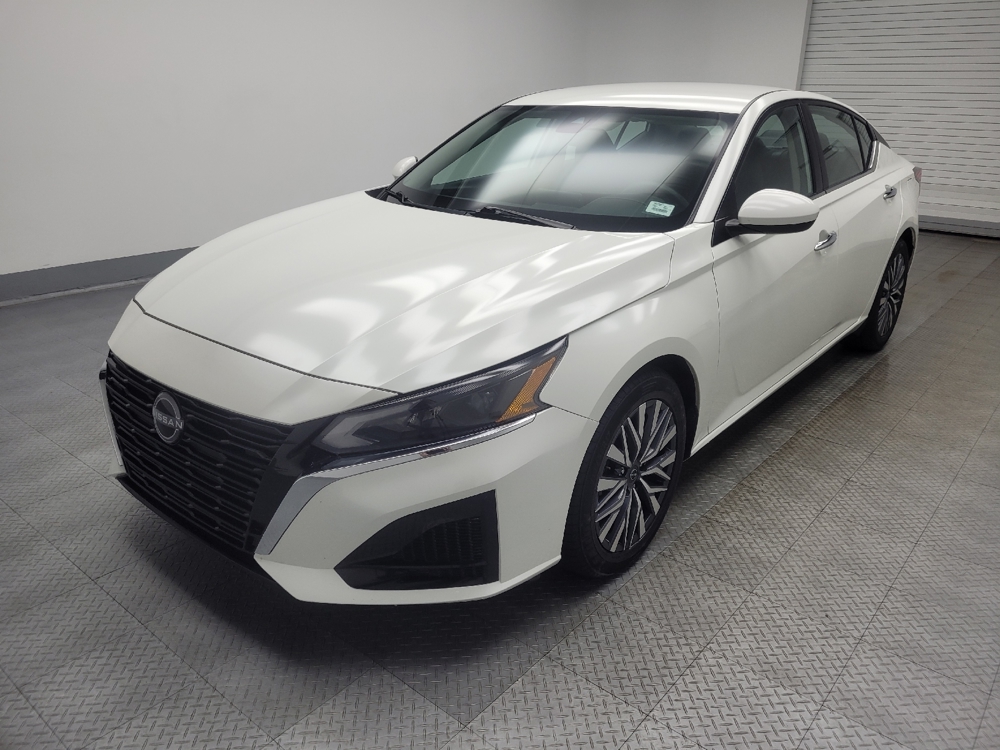 2023 Nissan Altima SV