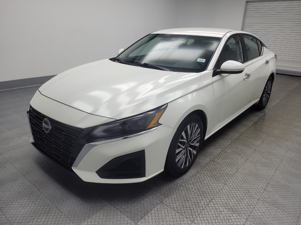 2023 Nissan Altima SV