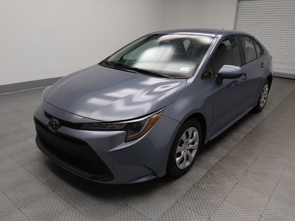 2023 Toyota Corolla LE's photo
