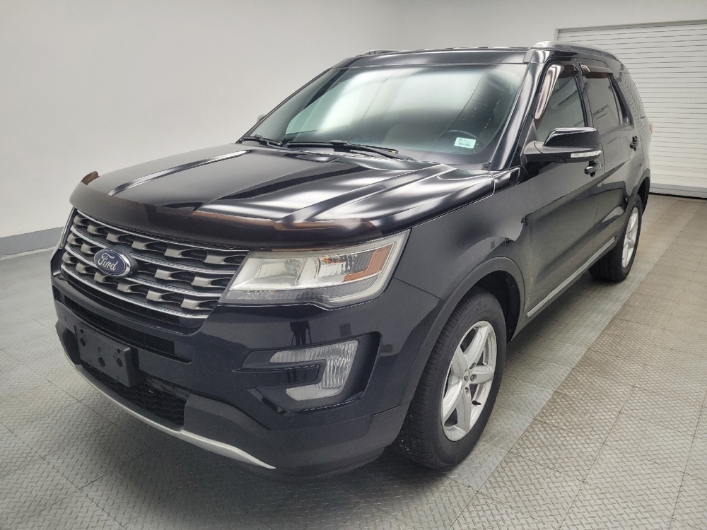 2017 Ford Explorer XLT's photo