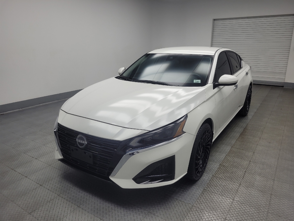 2023 Nissan Altima SV's photo