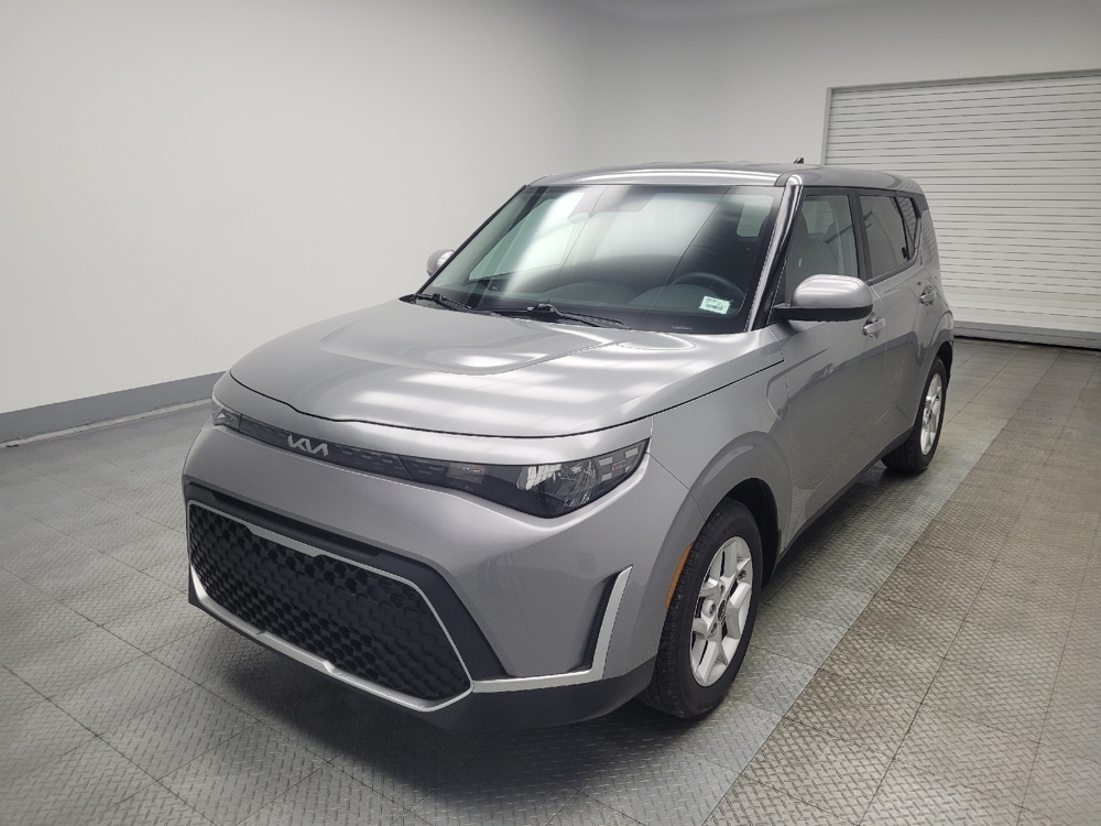 2023 Kia Soul LX's photo