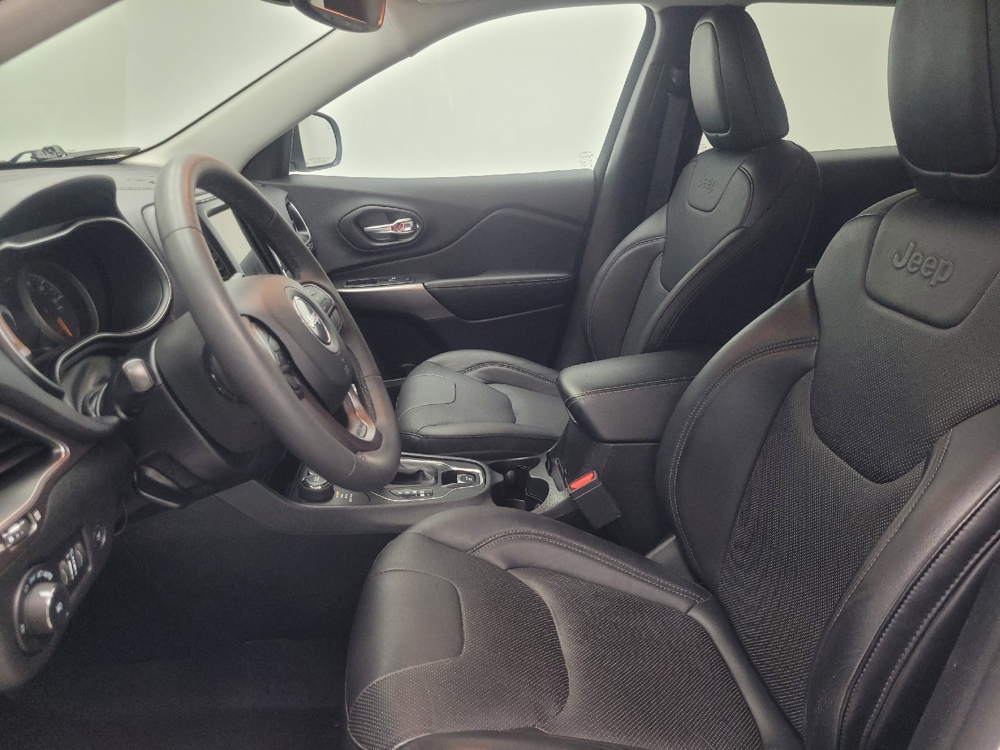 2021 Jeep Cherokee Latitude Lux - Photo 13
