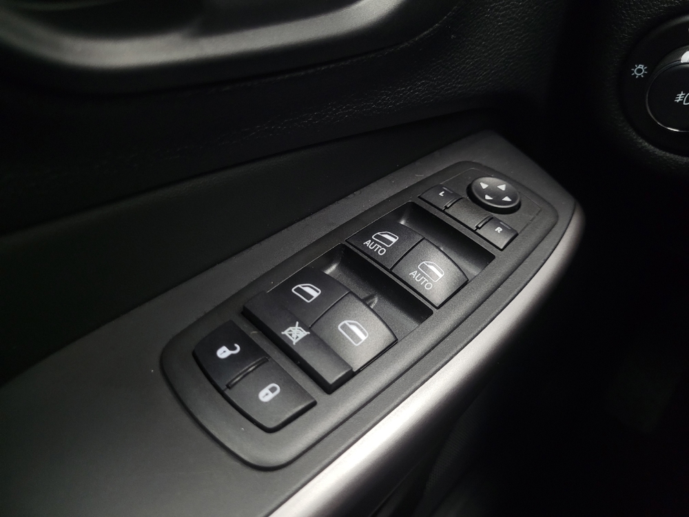 2021 Jeep Cherokee Latitude Lux - Photo 21