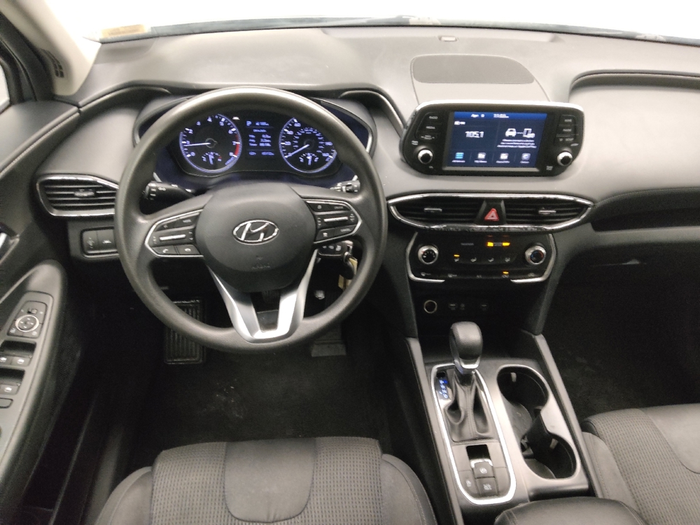 2020 Hyundai Santa Fe SE - Photo 17