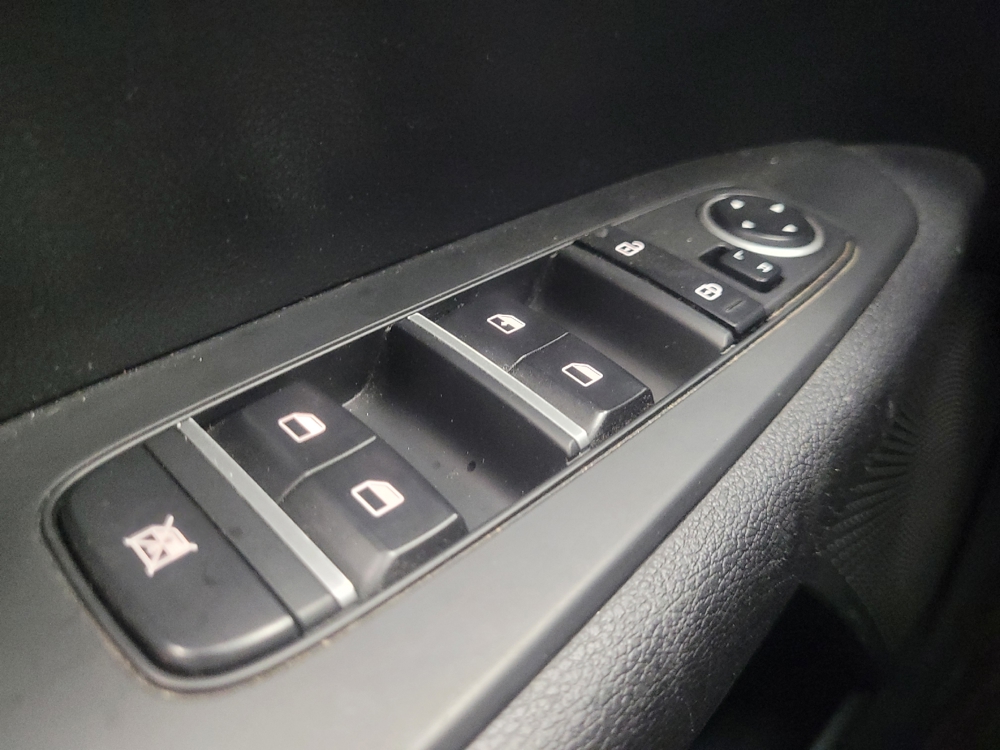 2024 Kia Forte LXS - Photo 21
