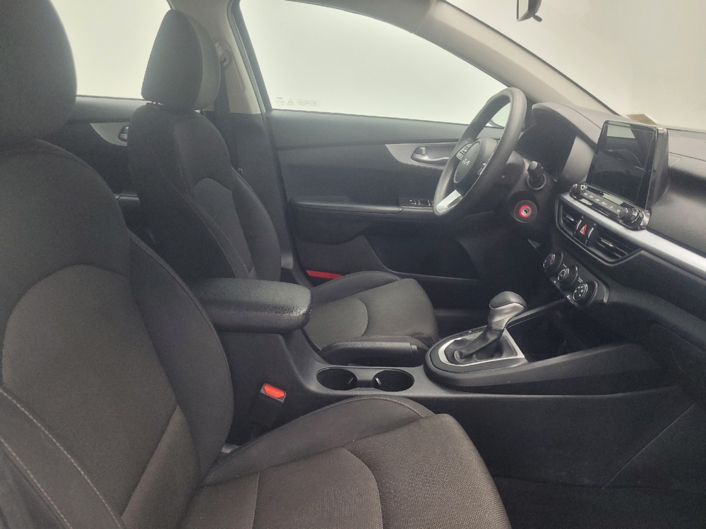 2024 Kia Forte LXS - Photo 16