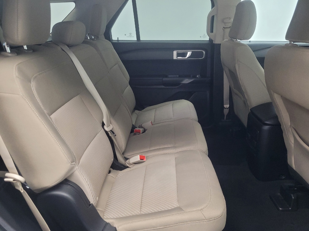 2022 Ford Explorer Base - Photo 15