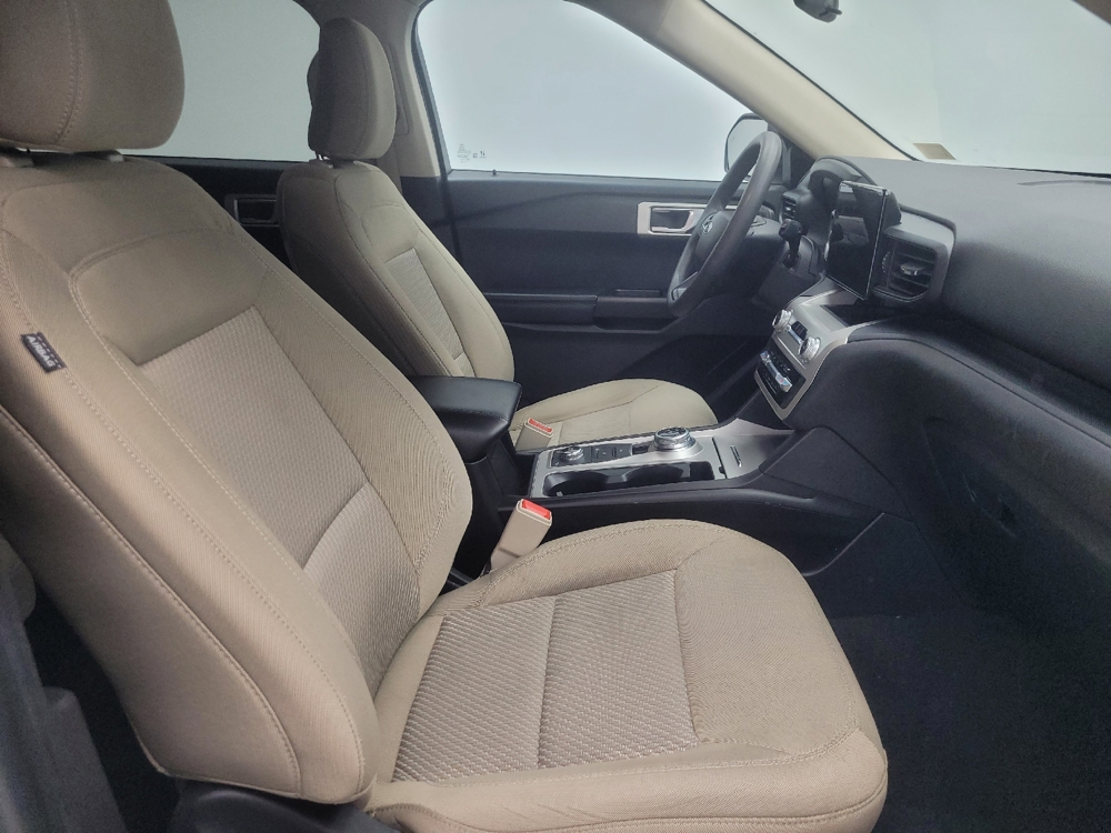 2022 Ford Explorer Base - Photo 16