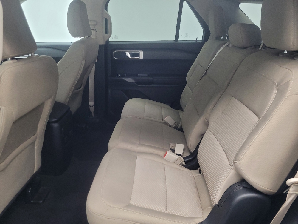 2022 Ford Explorer Base - Photo 14