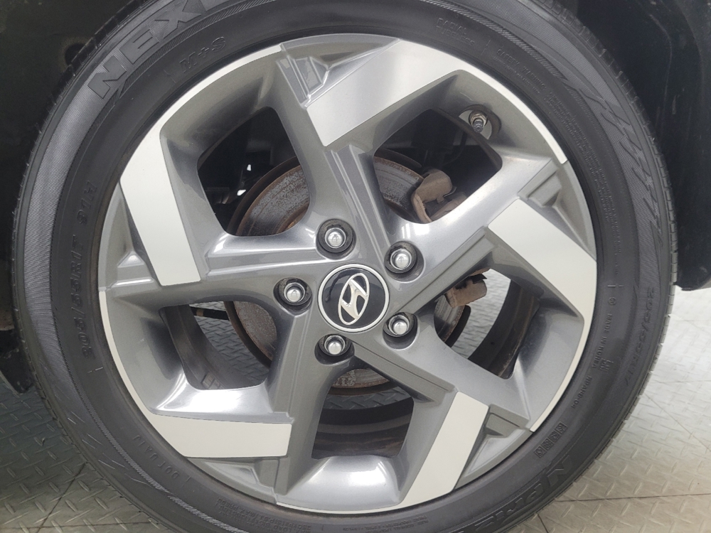 2022 Hyundai Venue SEL - Photo 24