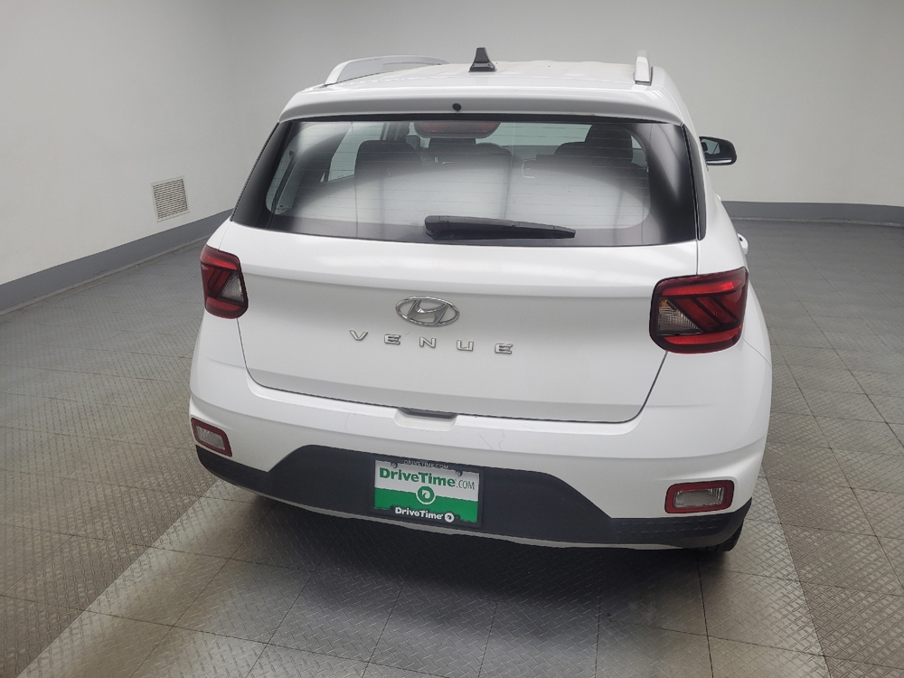 2022 Hyundai Venue SEL - Photo 6