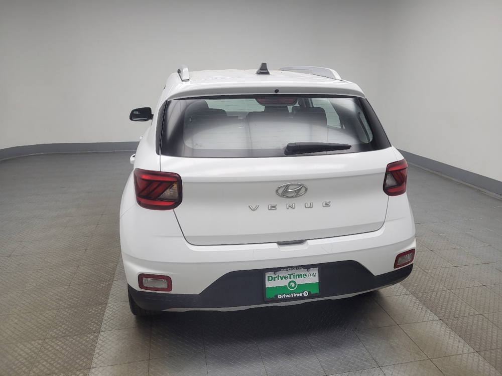 2022 Hyundai Venue SEL - Photo 5