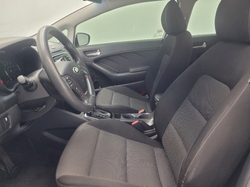 2017 Kia Forte LX - Photo 13