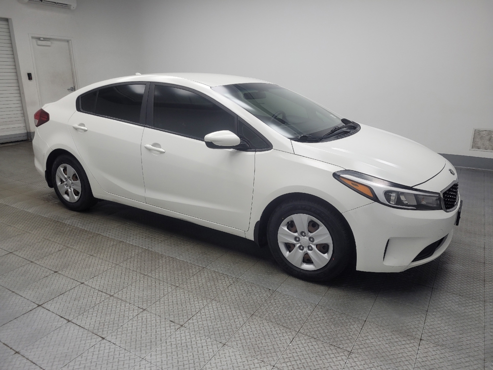 2017 Kia Forte LX - Photo 9