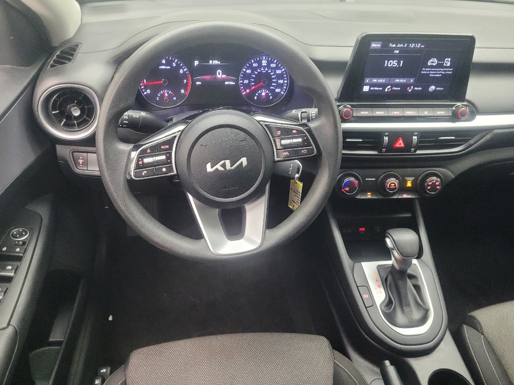 2024 Kia Forte LXS - Photo 17