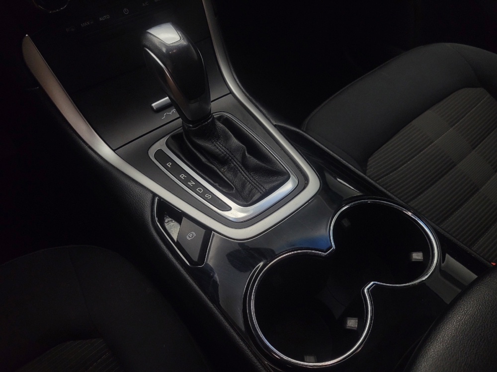 2017 Ford Edge SEL - Photo 20