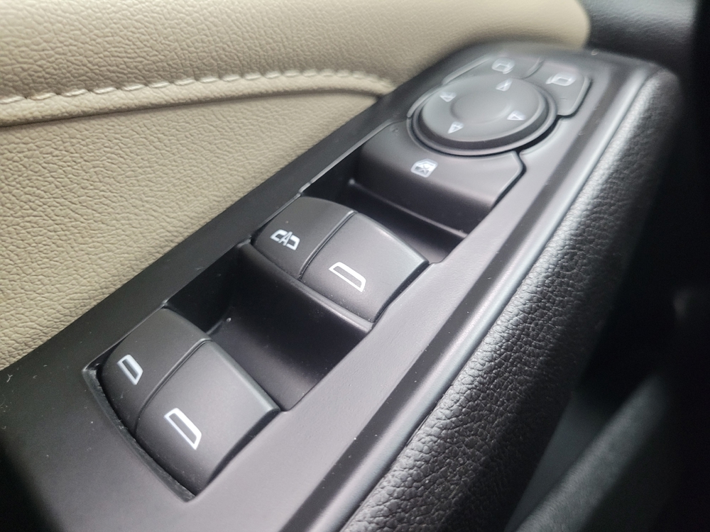 2023 Chevrolet Traverse 2FL - Photo 21