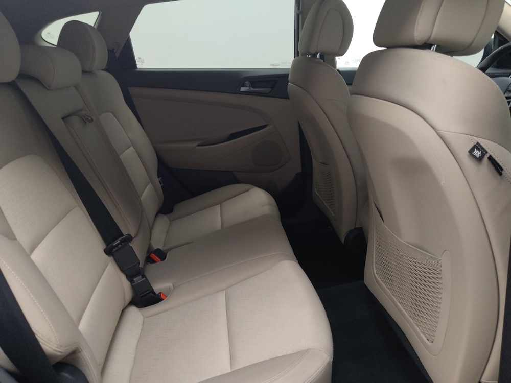 2017 Hyundai Tucson SE - Photo 15