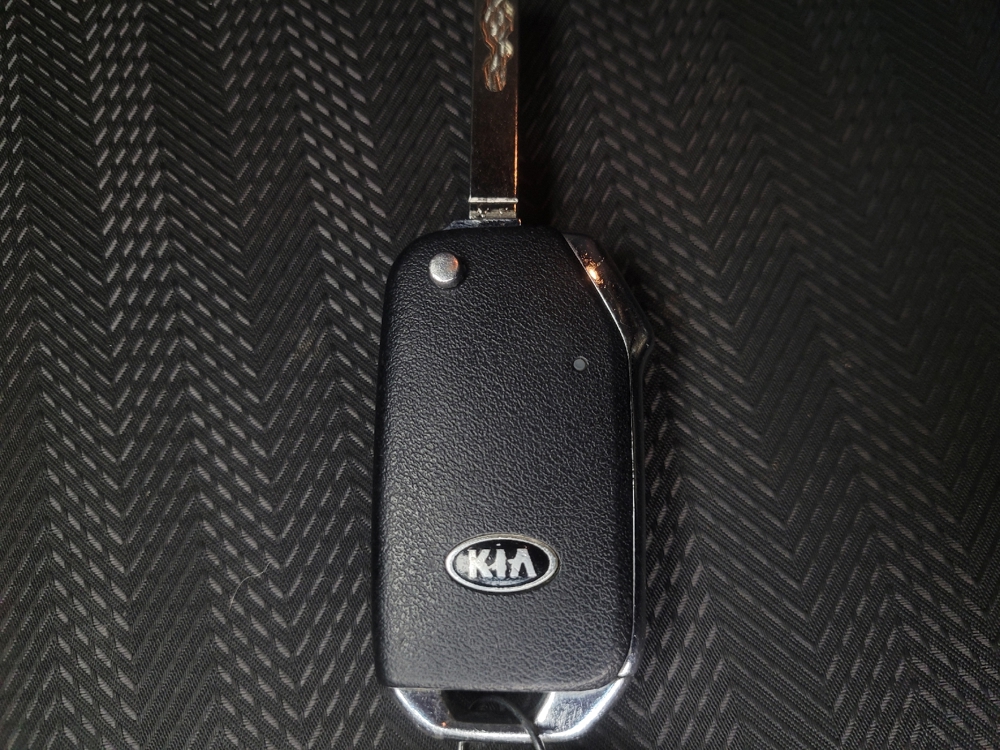 2021 Kia Sportage LX - Photo 25