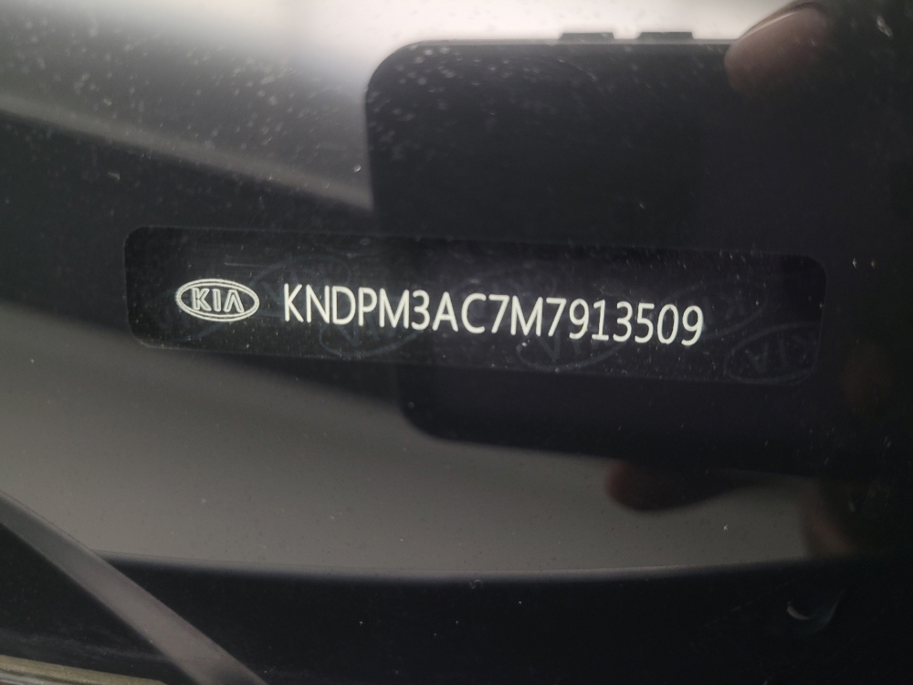 2021 Kia Sportage LX - Photo 26