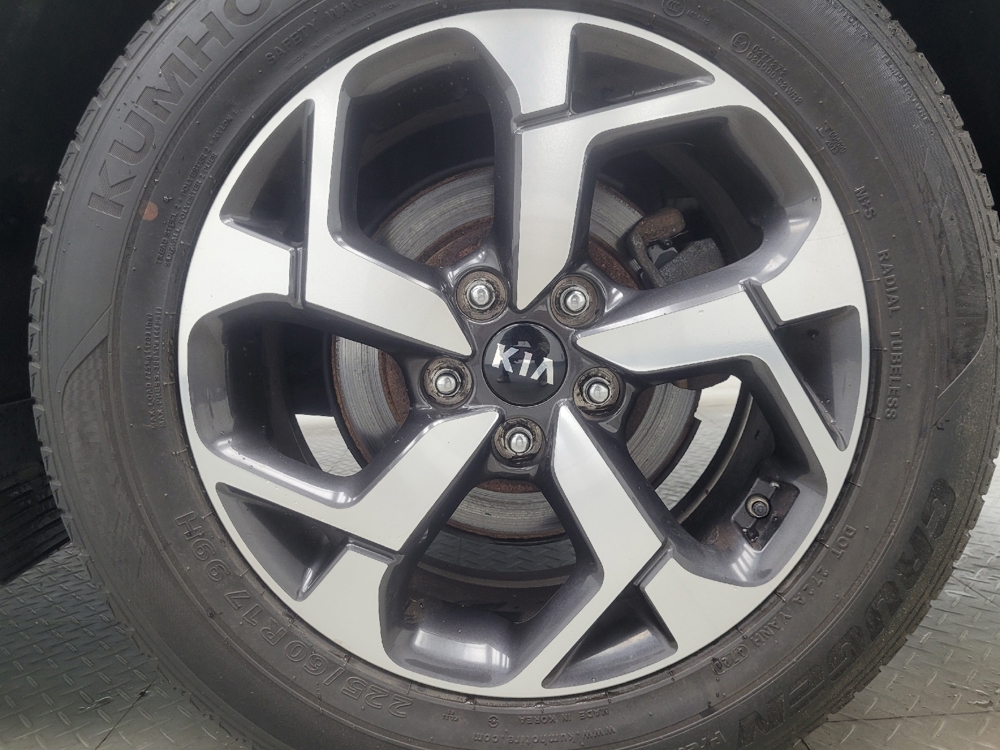 2021 Kia Sportage LX - Photo 24