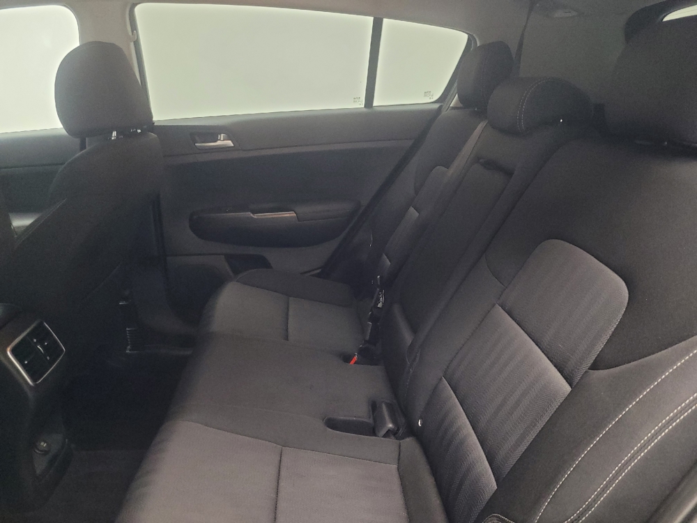 2021 Kia Sportage LX - Photo 14