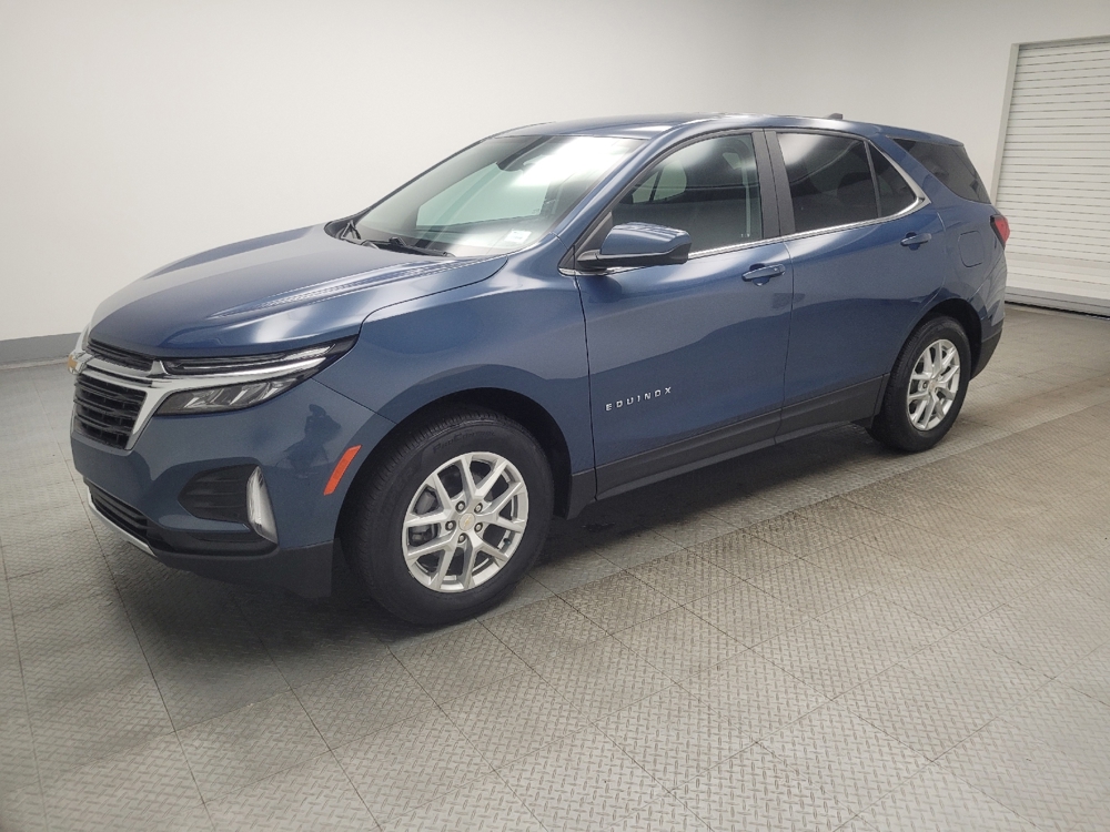 2024 Chevrolet Equinox LT - Photo 2