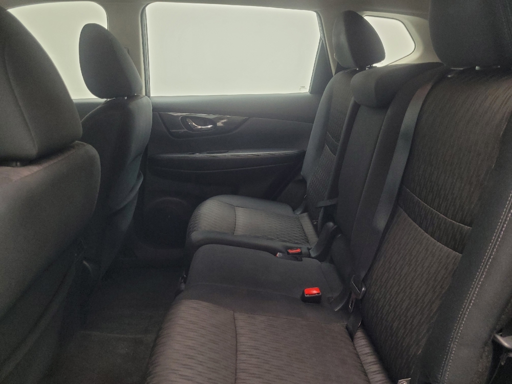 2018 Nissan Rogue S - Photo 14