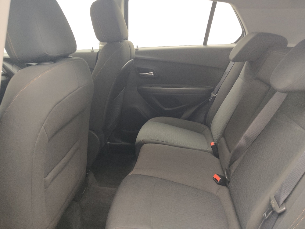 2017 Chevrolet Trax LS - Photo 14