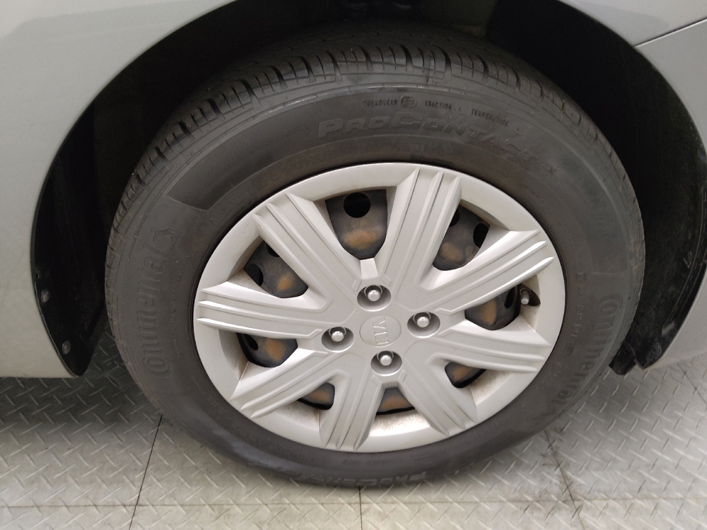2021 Kia Rio S - Photo 24