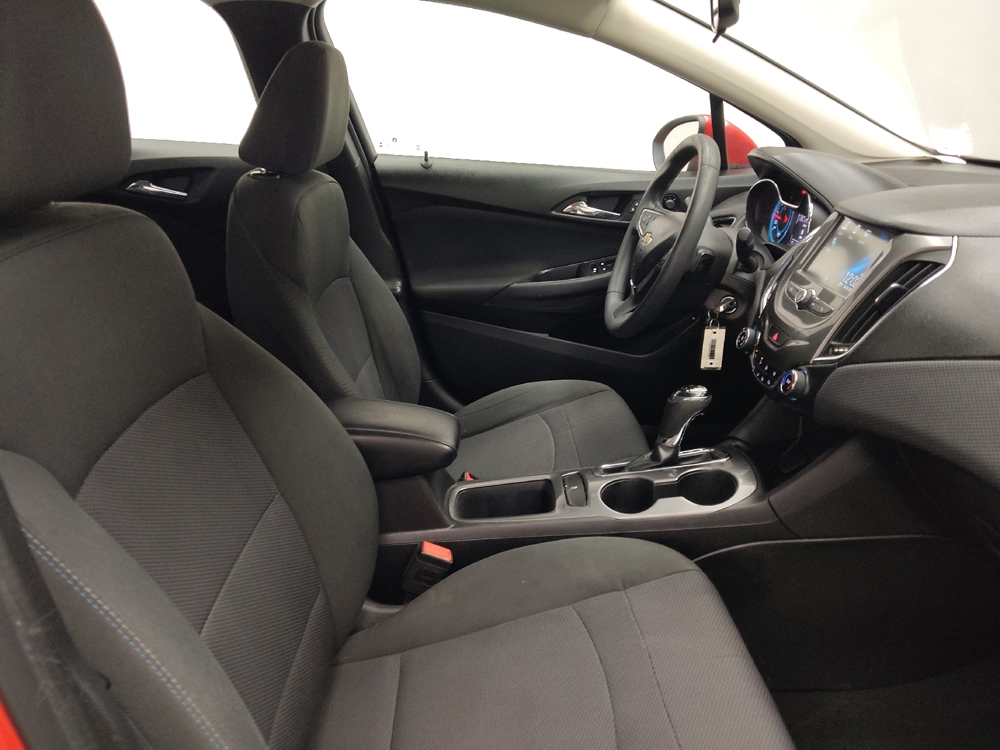 2017 Chevrolet Cruze LT - Photo 16