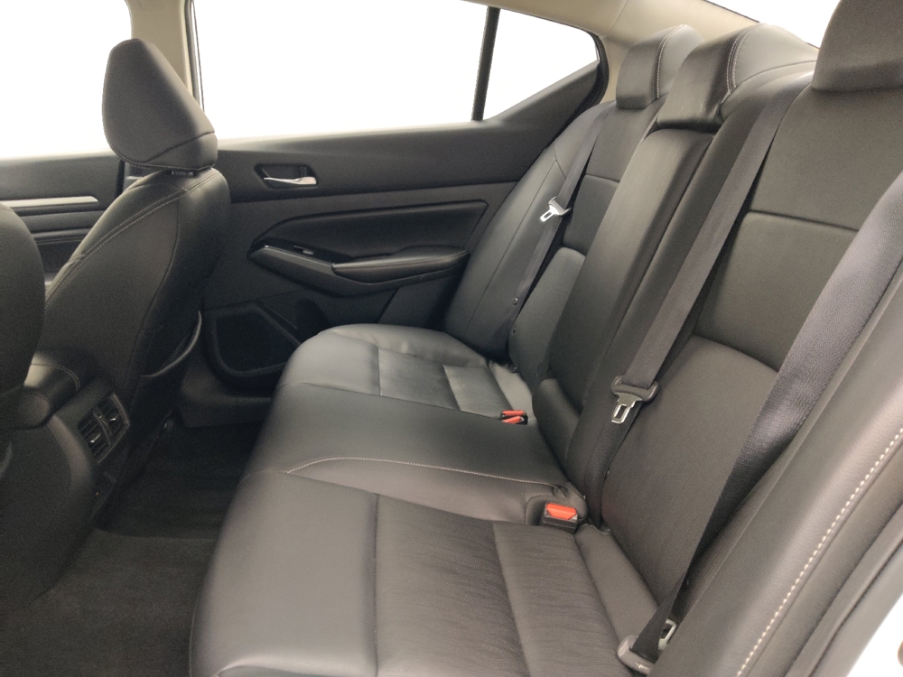 2021 Nissan Altima SL - Photo 14