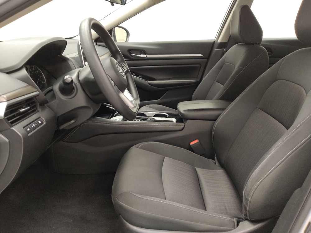 2023 Nissan Altima SV - Photo 13